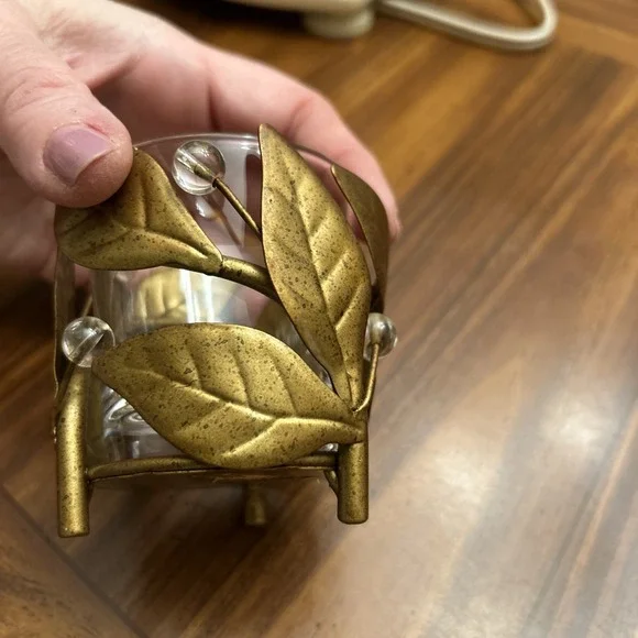 Vintage 90's White Barn Candle Company Votive Holder Bronze Color Leaves - Picture 3 of 7
